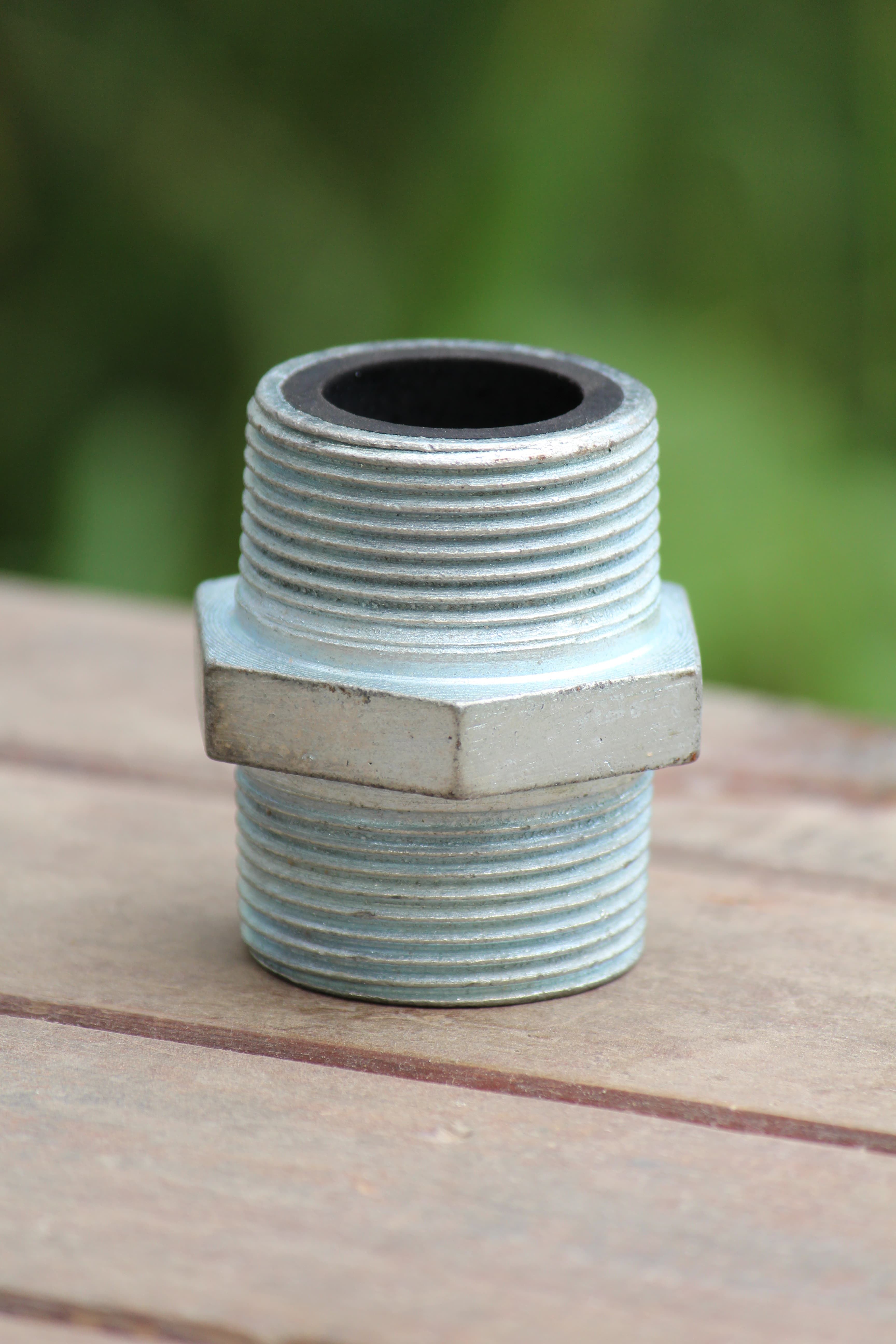 J204 Rubberized Hex Nipple - Image 1