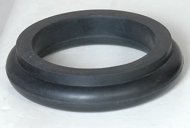 J206 O Ring with Lip - Image 1