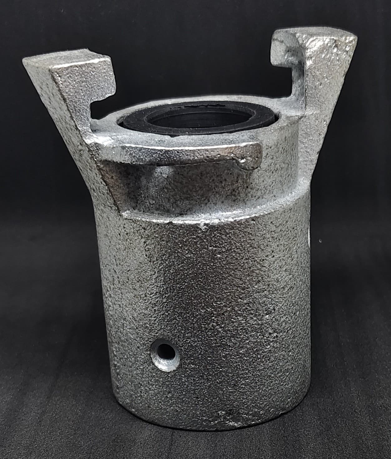 Metal Claw Coupling for Sandblast Hoses - Image 1